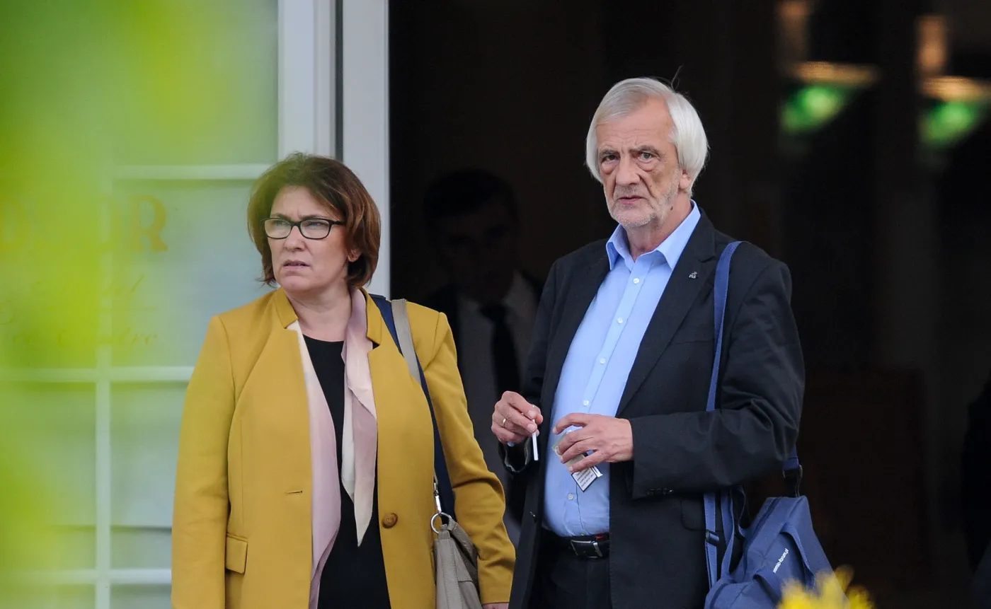 Wicemarszałek Sejmu Ryszard Terlecki i rzeczniczka PiS Beata Mazurek