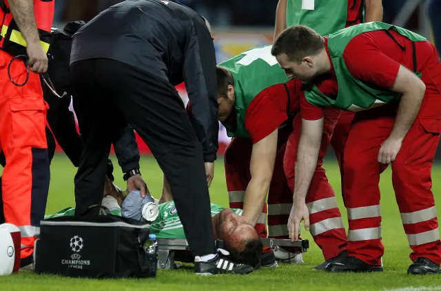 Ekstraklasa: Legia w Zabrzu straciła trzy gole i bramkarza. Malarz trafił do szpitala