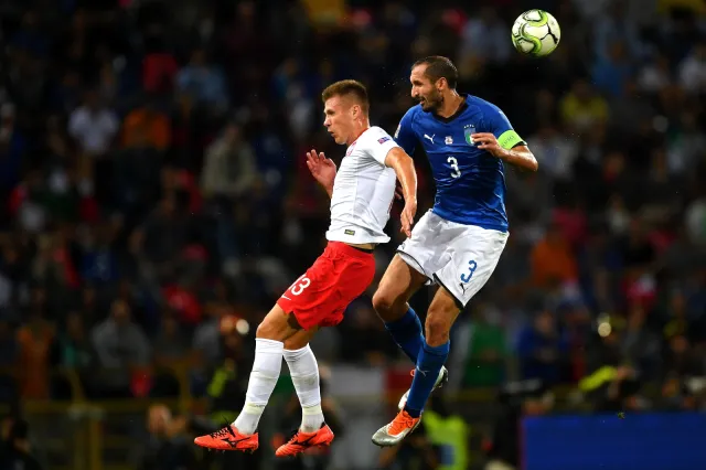 Nie płaczemy po Nawałce. Debiut Brzęczka z Włochami na plus, tylko sędzia na minus