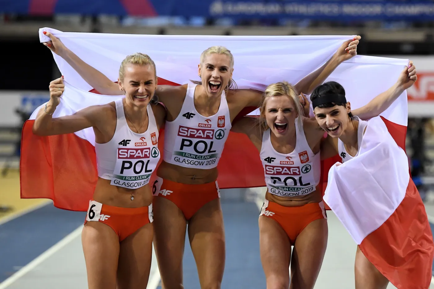 Złote dziewczyny! Mistrzowski bieg polskiej sztafety 4x400 m [WIDEO]