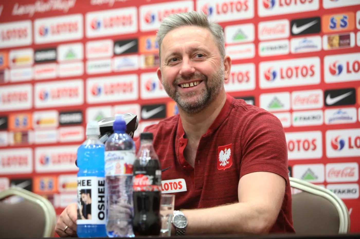 Selekcjoner piłkarskiej reprezentacji Polski Jerzy Brzęczek podczas konferencji prasowej w Warszawie, 2 bm. Drużyna narodowa przygotowuje się do meczów eliminacyjnych EURO 2020 ze Słowenią i Austrią