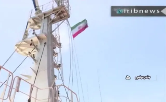 Oto NAGRANIE z pokładu zatrzymanego przez Iran brytyjskiego tankowca. Na maszcie irańska flaga [WIDEO]