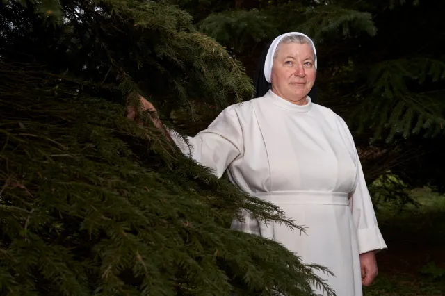 Tak wygląda praca w DPS w czasie koronawirusa [ROZMOWA MAZURKA]