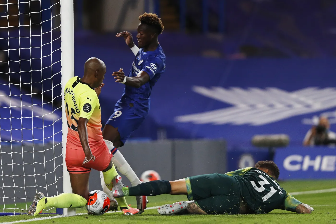 Tammy Abraham, Ederson i Fernandinho