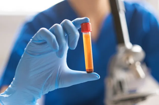 Badania rodem z filmów SF. Biolodzy stworzyli embrion hybrydy człowieka i małpy