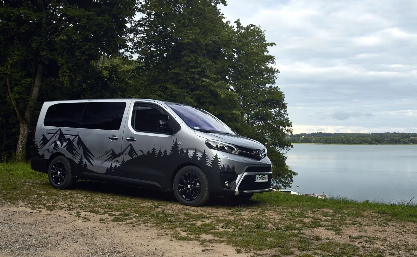 toyota-proace-verso-kamper-tour-box-28143906.jpg