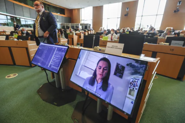 Cichanouska w "El Mundo": Białorusini pozwolą odejść Łukaszence w spokoju