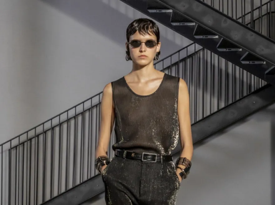 Ciężko się na to patrzy. Przerażające ciała modelek na pokazie Armaniego