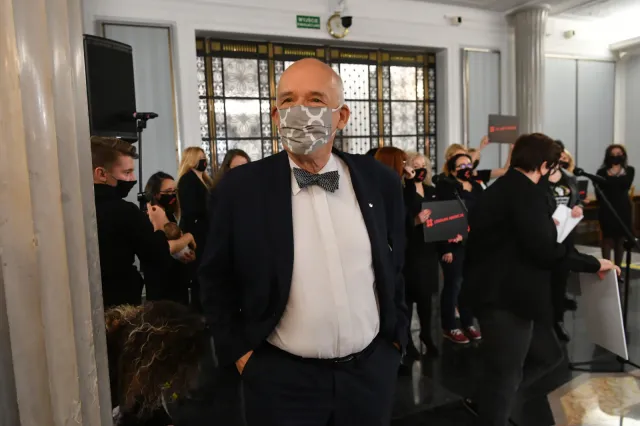 Korwin-Mikke: Szambo wylało się do Sejmu