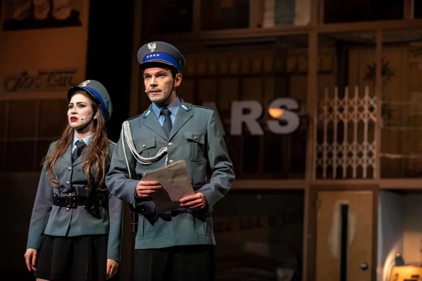 Premiera online "Kapitana Żbika i żółtego saturatora" z Teatru Syrena