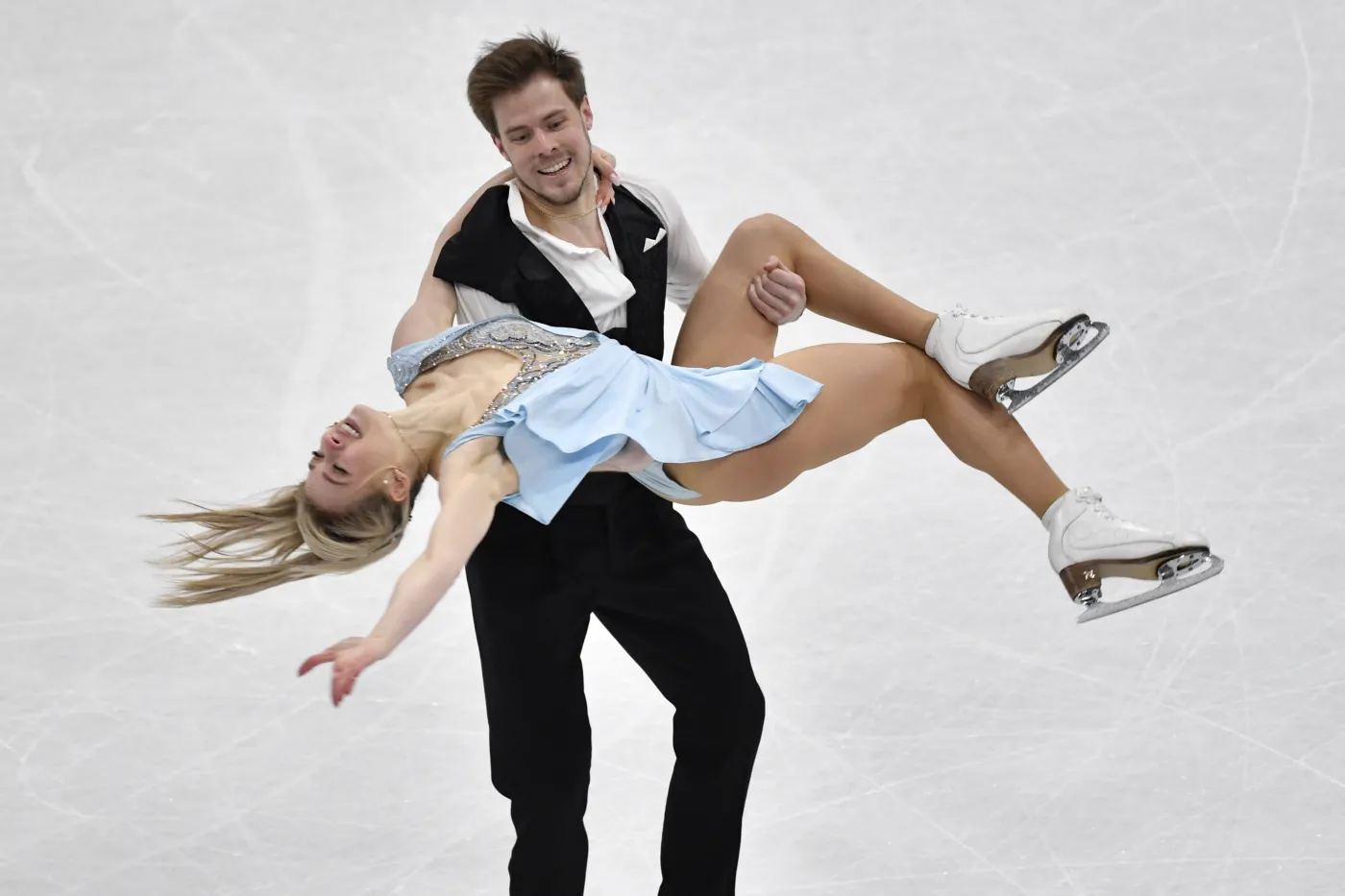 Wiktoria Sinicyna i Nikita Kacałapow