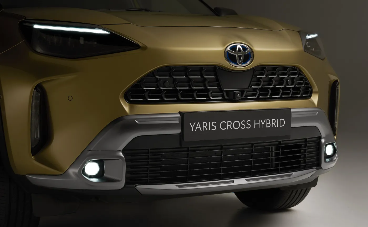 toyota-yaris-cross-premiere-edition-37103100.jpg