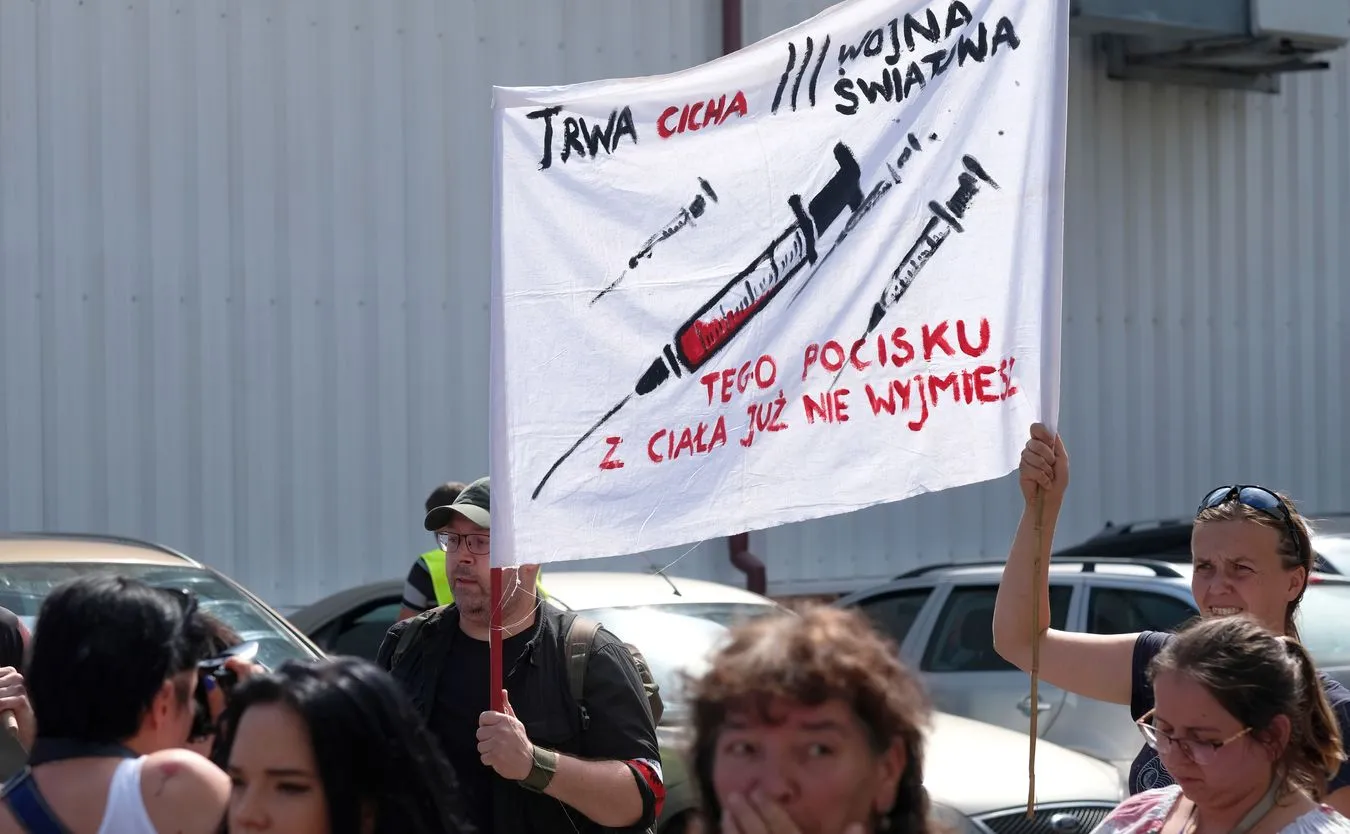 "Antyszczepionkowcy stosują quasi terrorystyczne metody. Są wyjątkowo słabi"