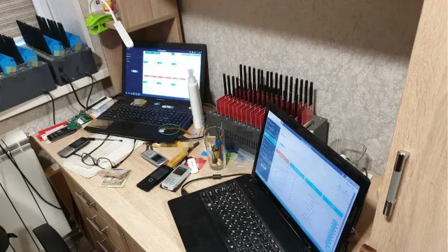 Ukraińskie służby wykryły fermę botów, rozpowszechniających materiały zamówione w Rosji