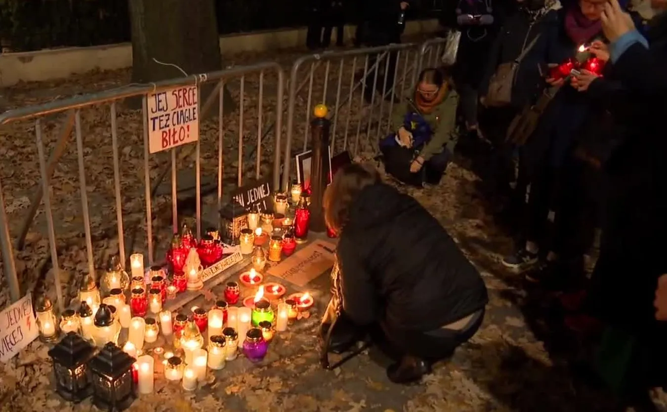 Protesty po śmierci kobiety w ciąży. "Mogła żyć. Przeraża mnie to, co się dzieje w kraju"