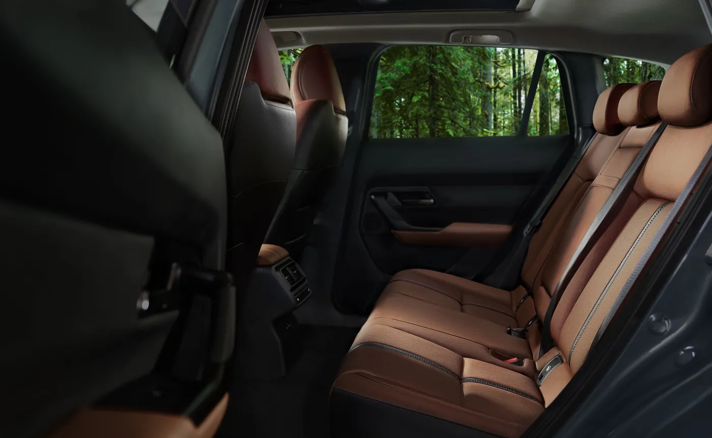 16-mazda-cx-50-20-interior-rear-seats-37291320.jpg