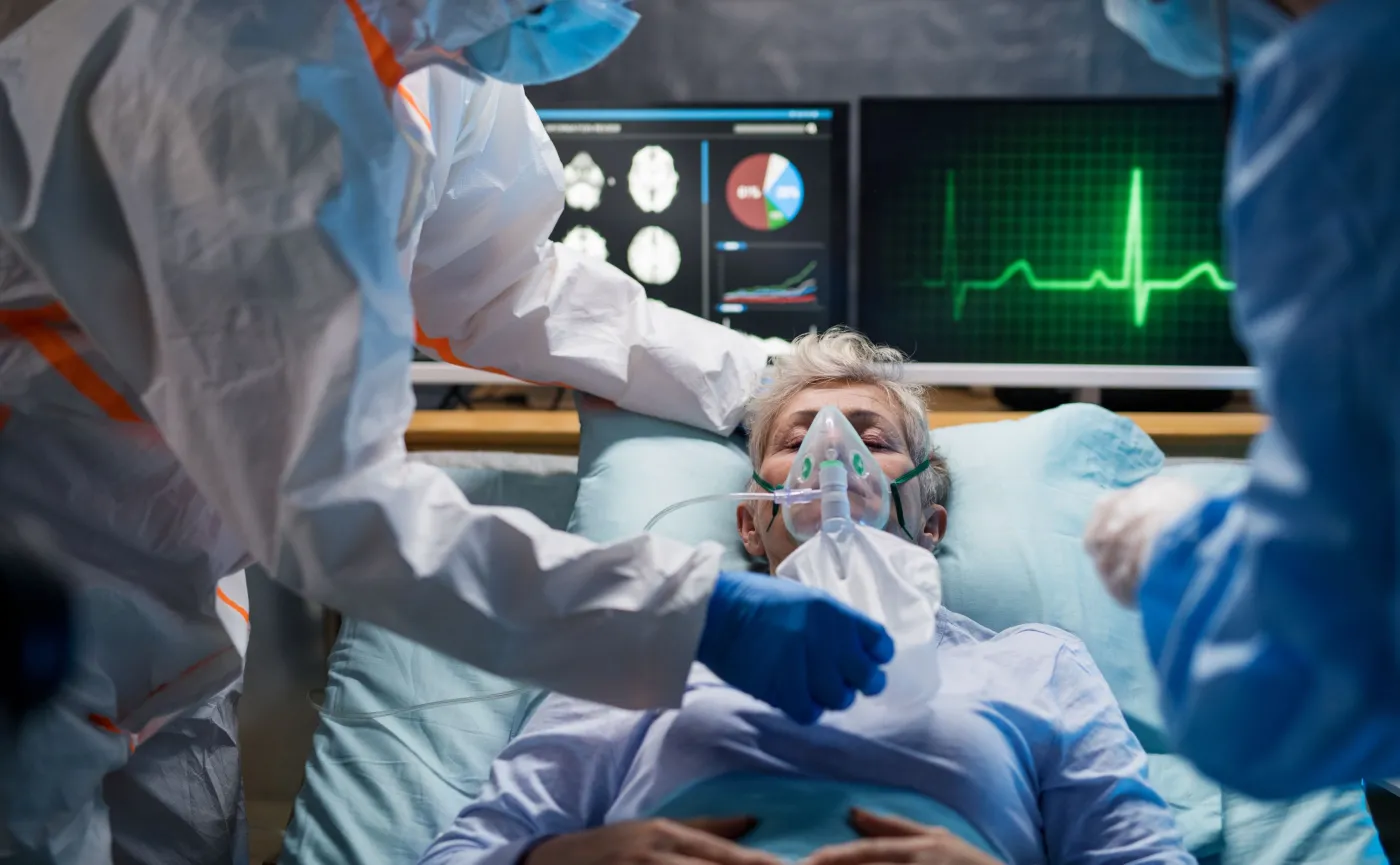 Szpitale grożą młodym lekarzom zwolnieniami z pracy. MZ staje po stronie medyków