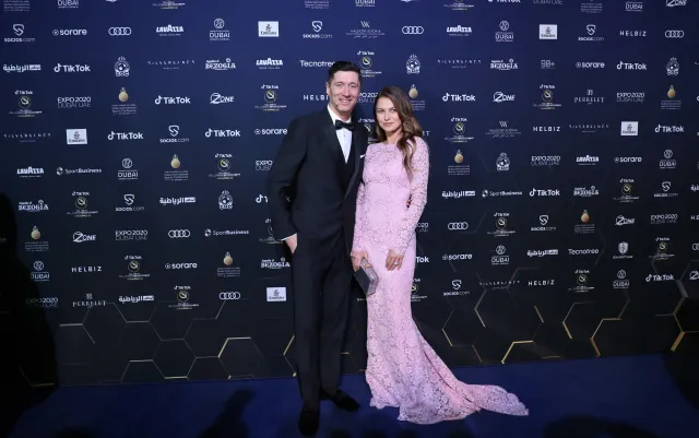 Lewandowski przegrał z Mbappe. Na pocieszenie dostał dwie statuetki [WIDEO]