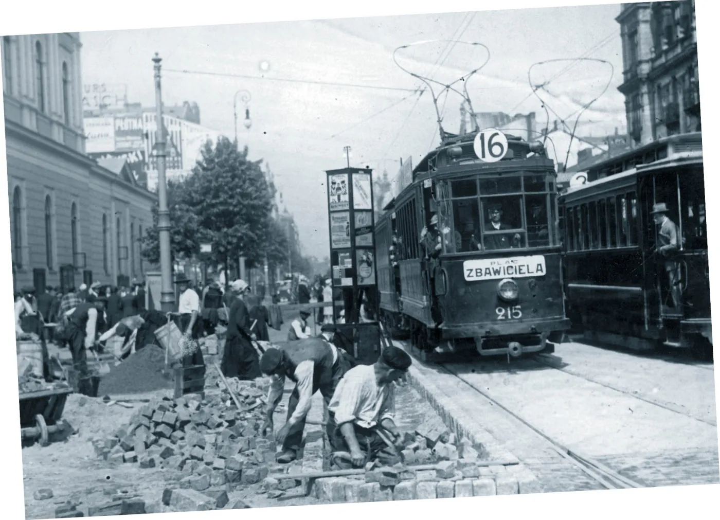 Warszawa najbardziej pokrzywdzonym miastem Europy? To są głodne kawałki wciskane turystom