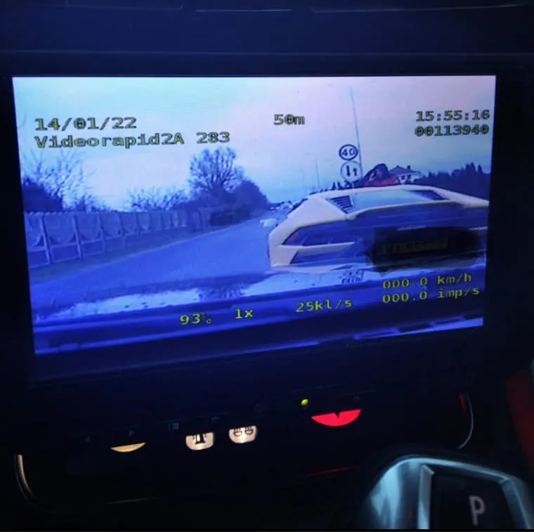 lamborghini-zatrzymane-przez-policje-37342999.jpg