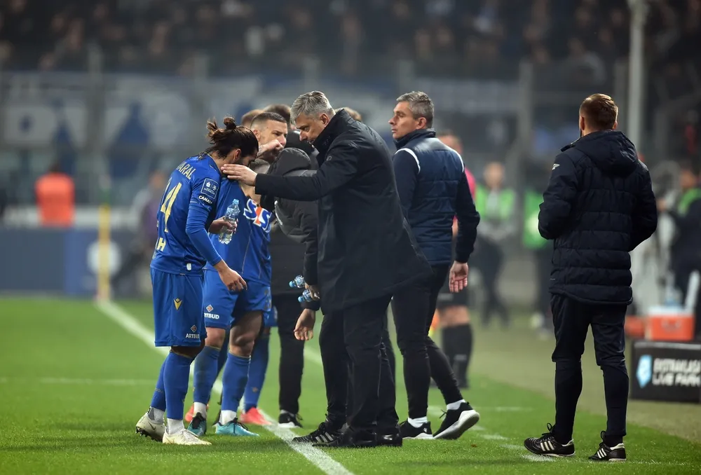 Maciej Skorża: Jeśli chodzi o zdrowie piłkarzy, to nie wiem, kto wsiądzie do autokaru