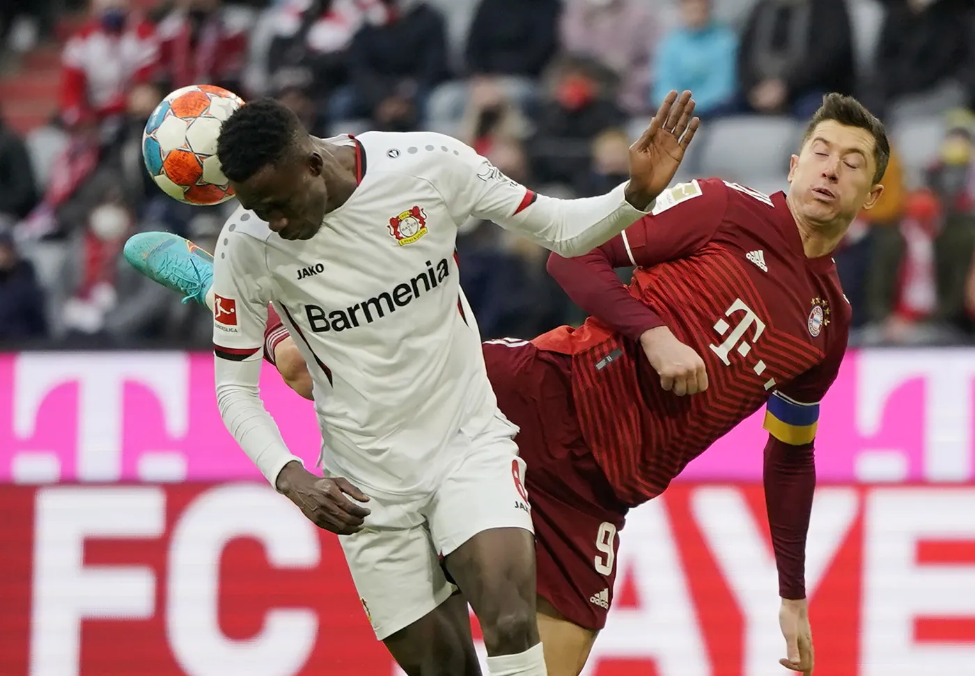 Lewandowski nie trafił do siatki. Remis w szlagierze Bundesligi