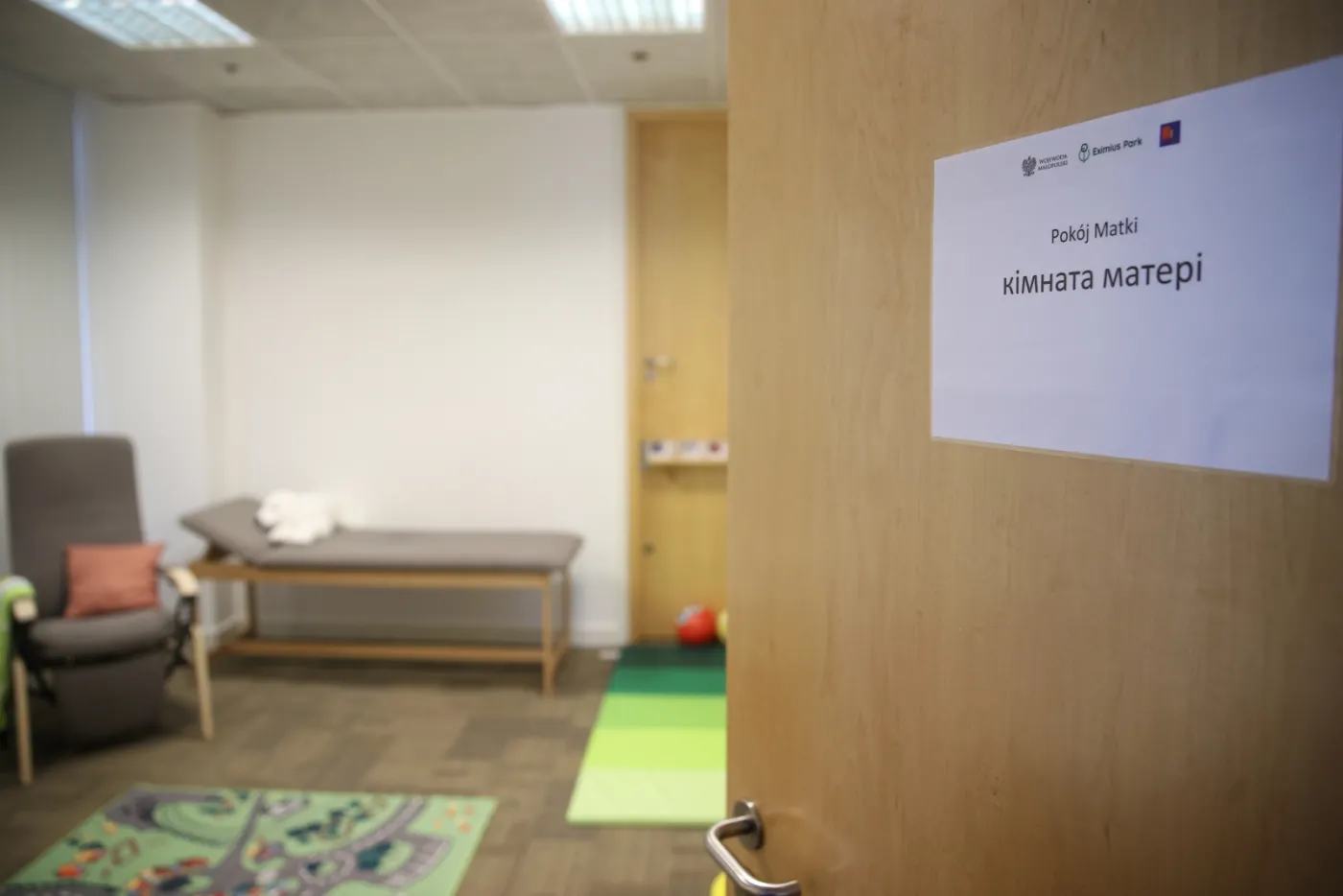 Były hale wystawiennicze, potem szpitale. Teraz będą centra dla uchodźców