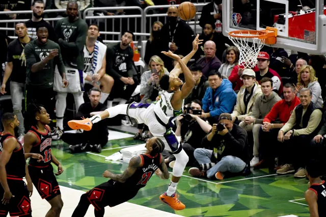 Liga NBA. Milwaukee Bucks play off zaczęli od wygranej