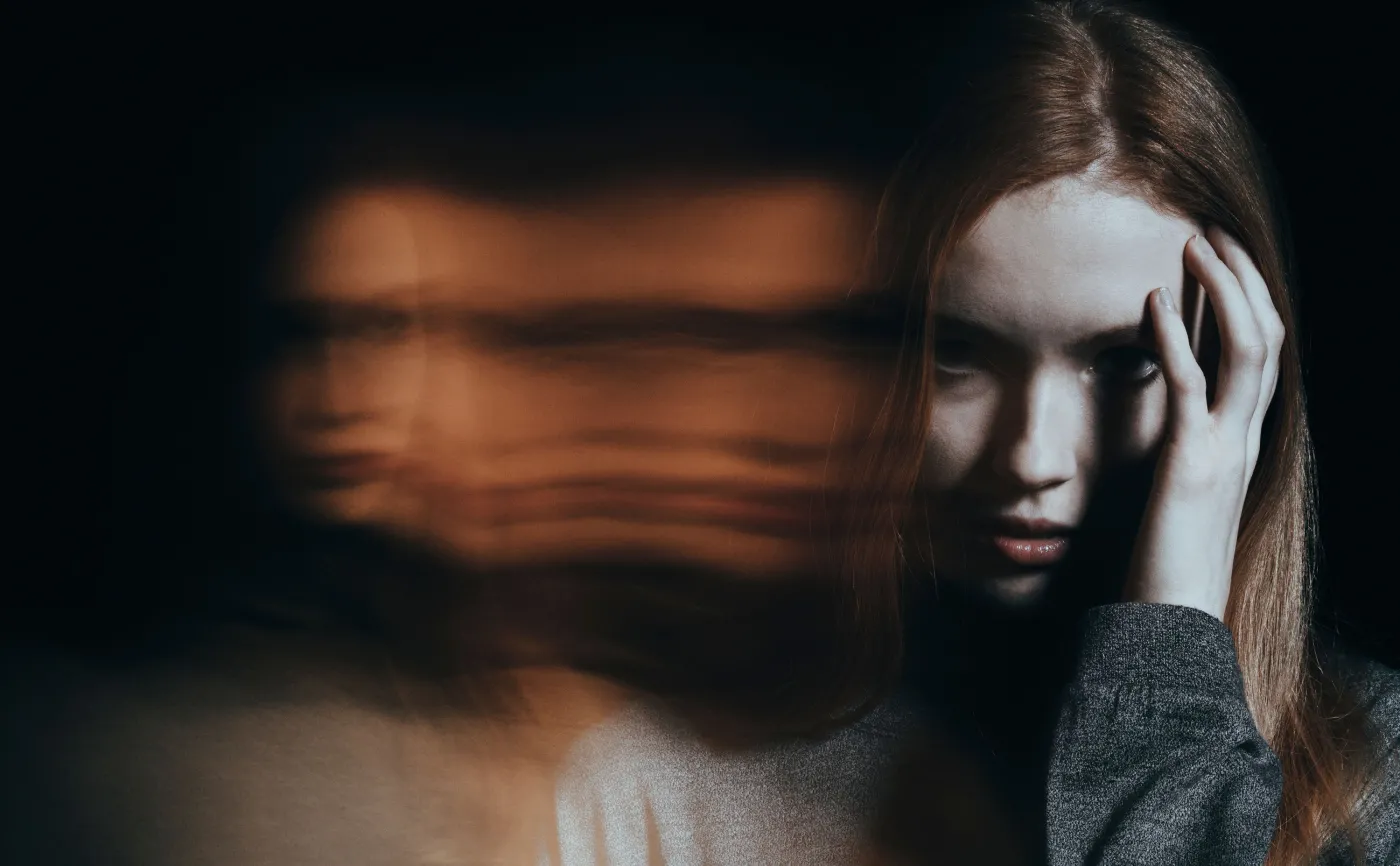 Blisko połowa młodych dorosłych zmaga się ze zdrowiem psychicznym