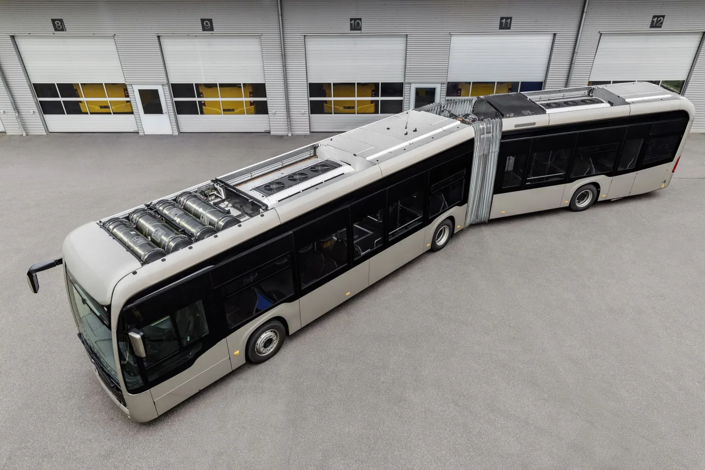 mercedesbenz-ecitaro-range-extender-37447558.jpg