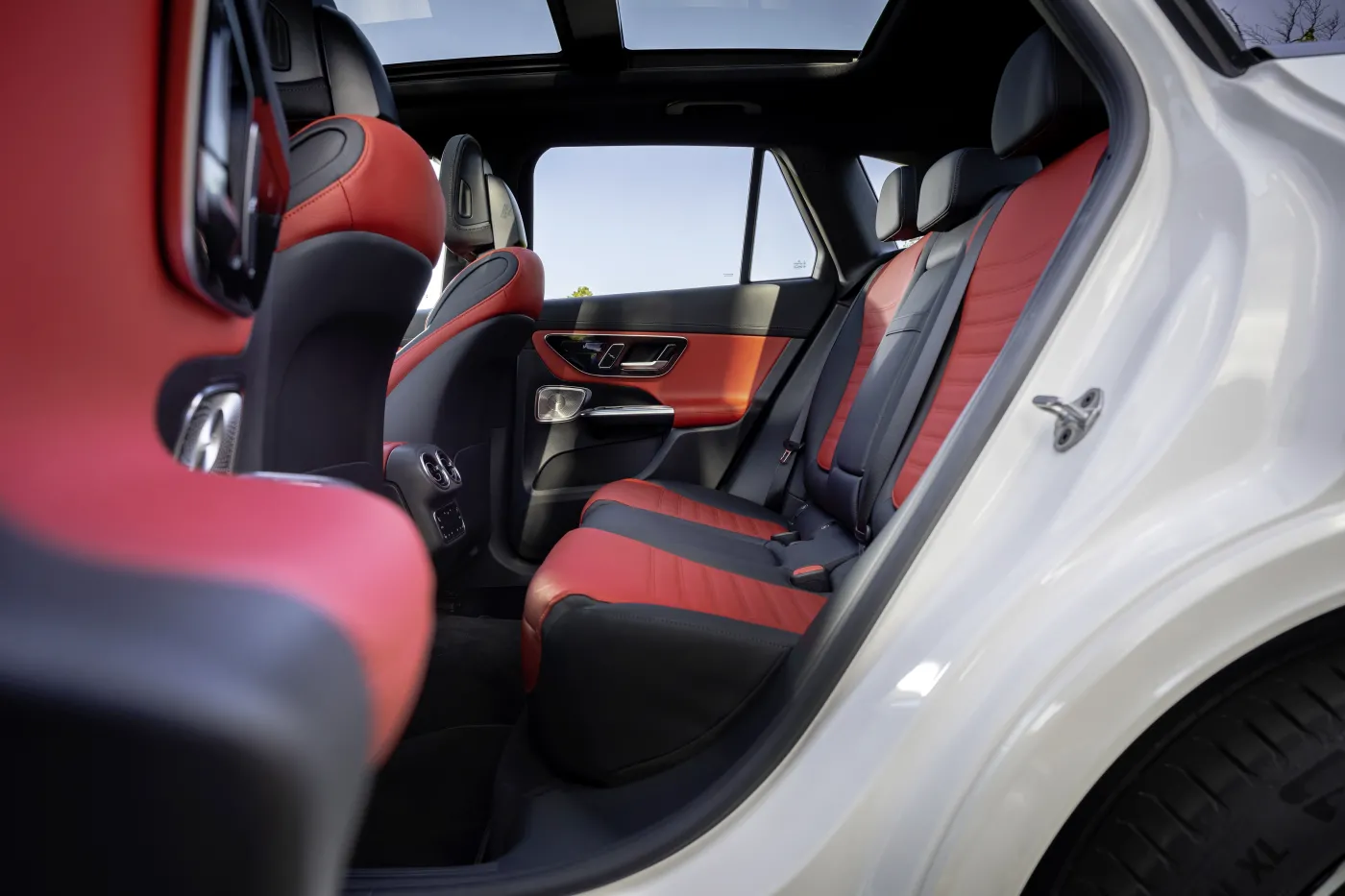 mercedes-glc-plugin-hybrid-amg-line-37479265.jpg