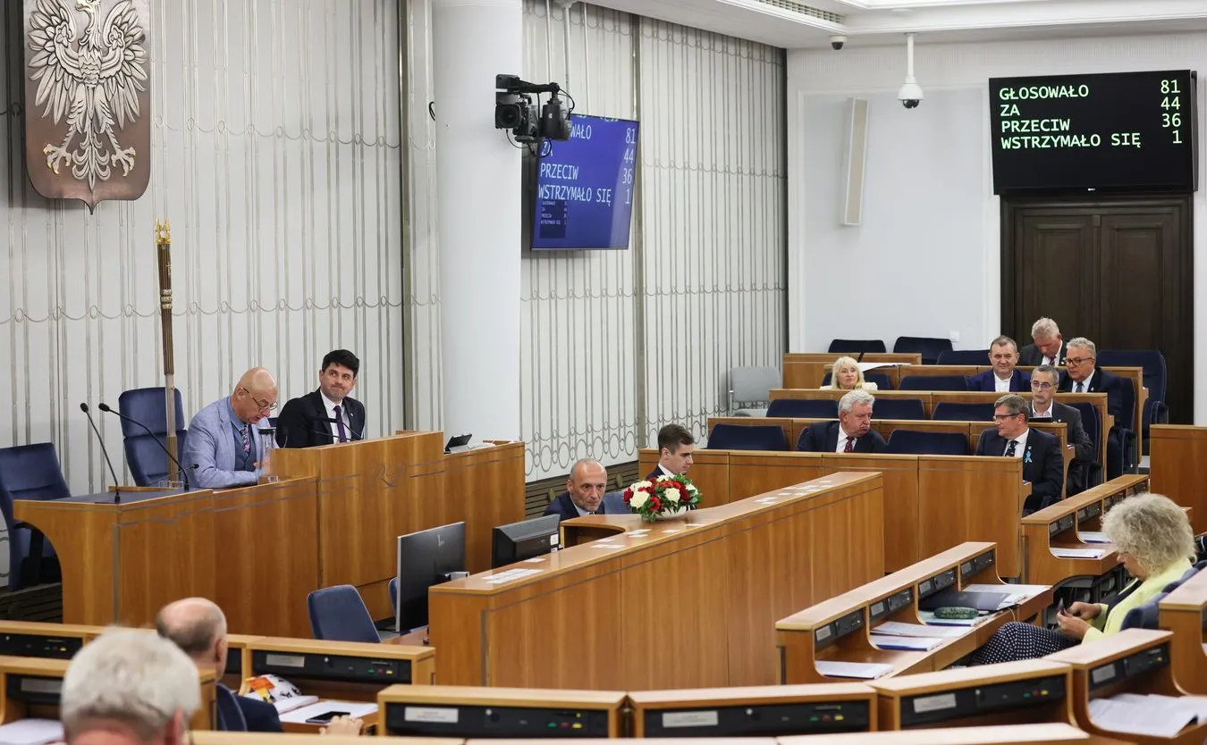 Senatorowie biją w Morawieckiego: Trefniś. Obwinia Senat za to, że nie umie rządzić