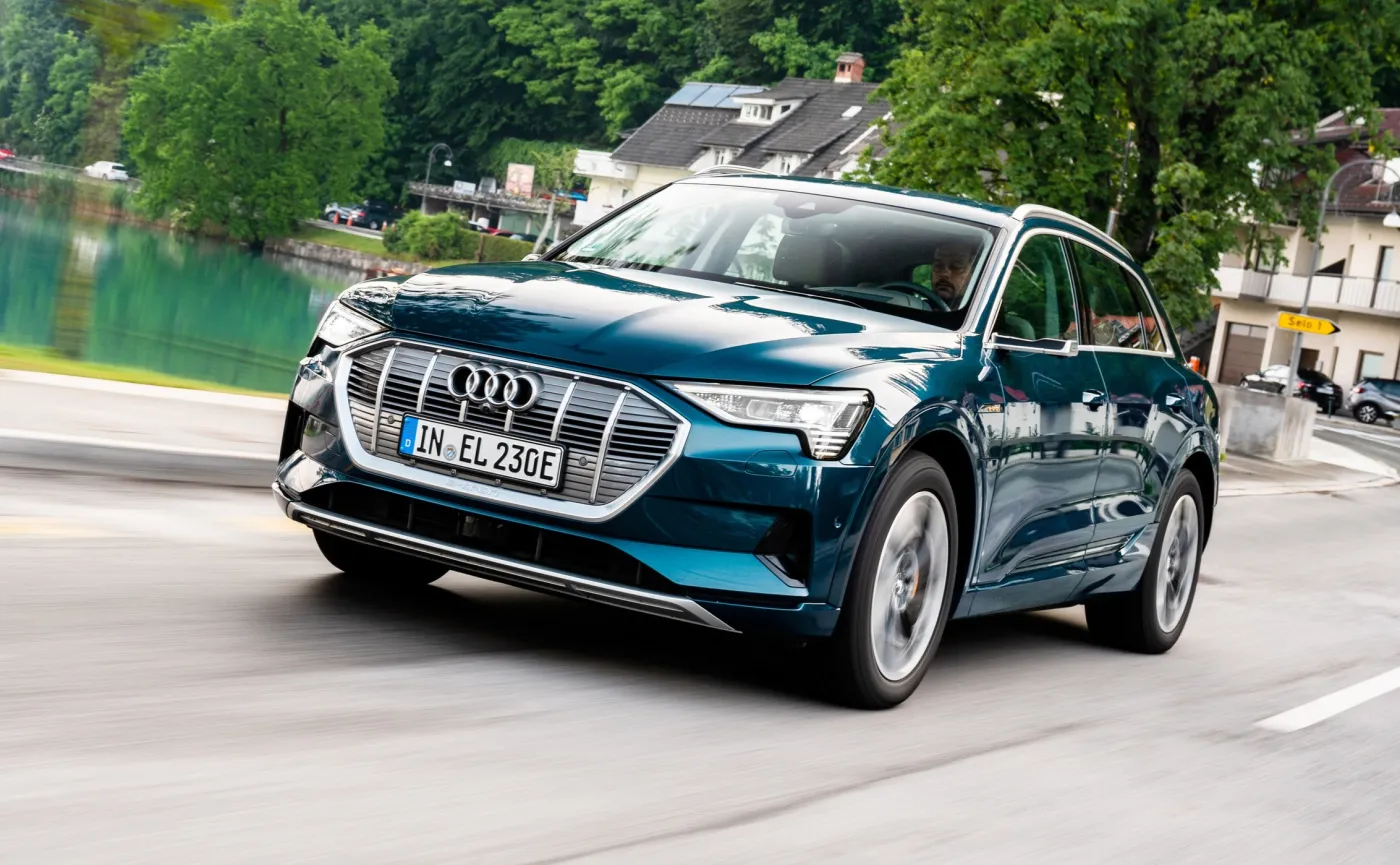 audi-etron-55-quattro-endurance-test-37593467.jpg
