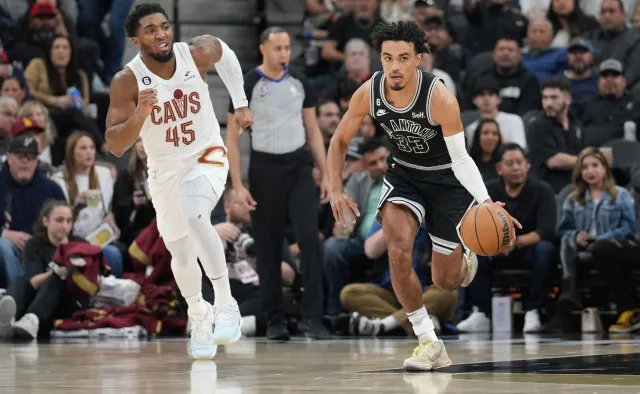 Powrót Sochana. Trzecia z rzędu wygrana Spurs