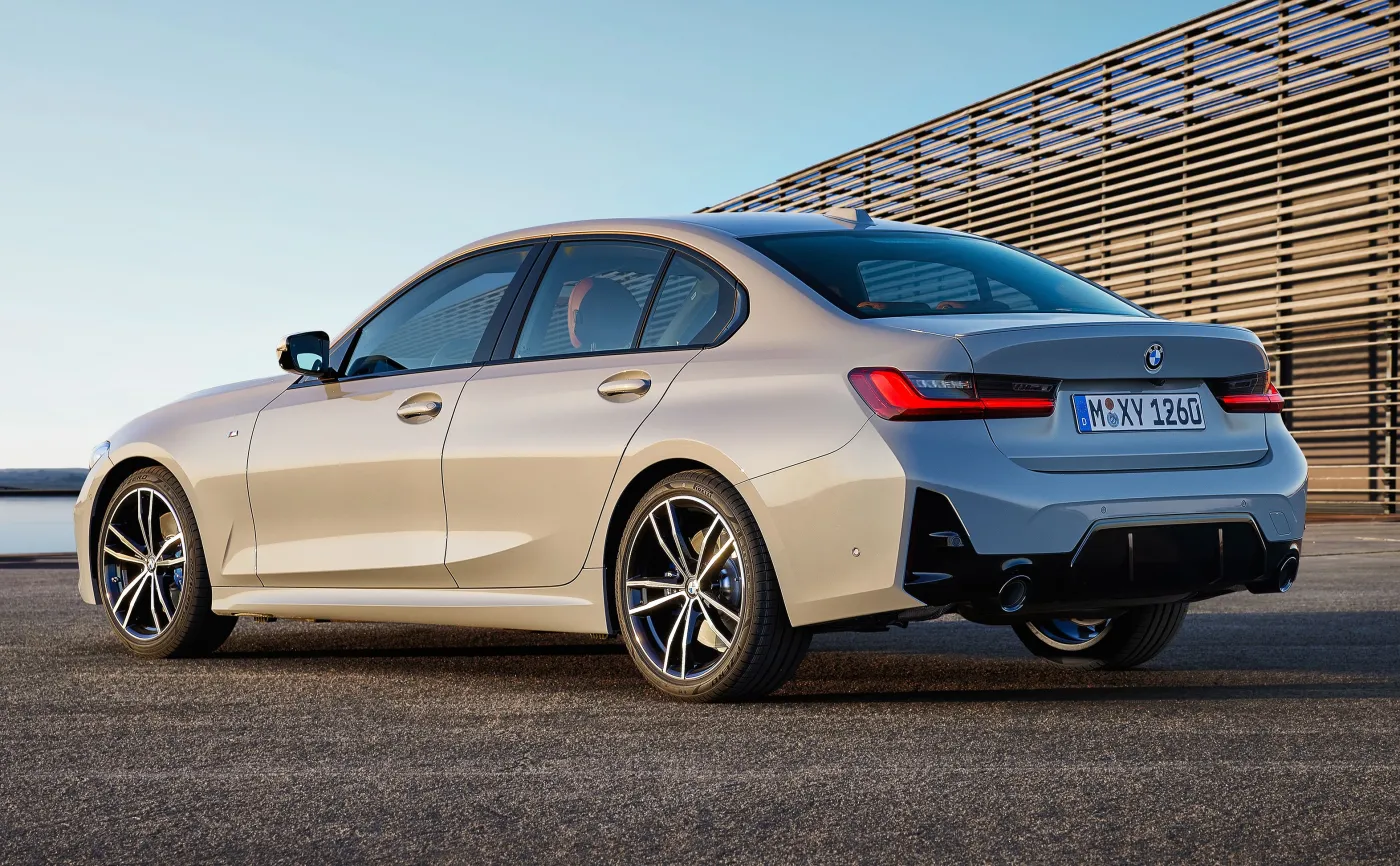 bmw-330i-xdrive-to-nowy-radiowoz-itd-37745725.jpg