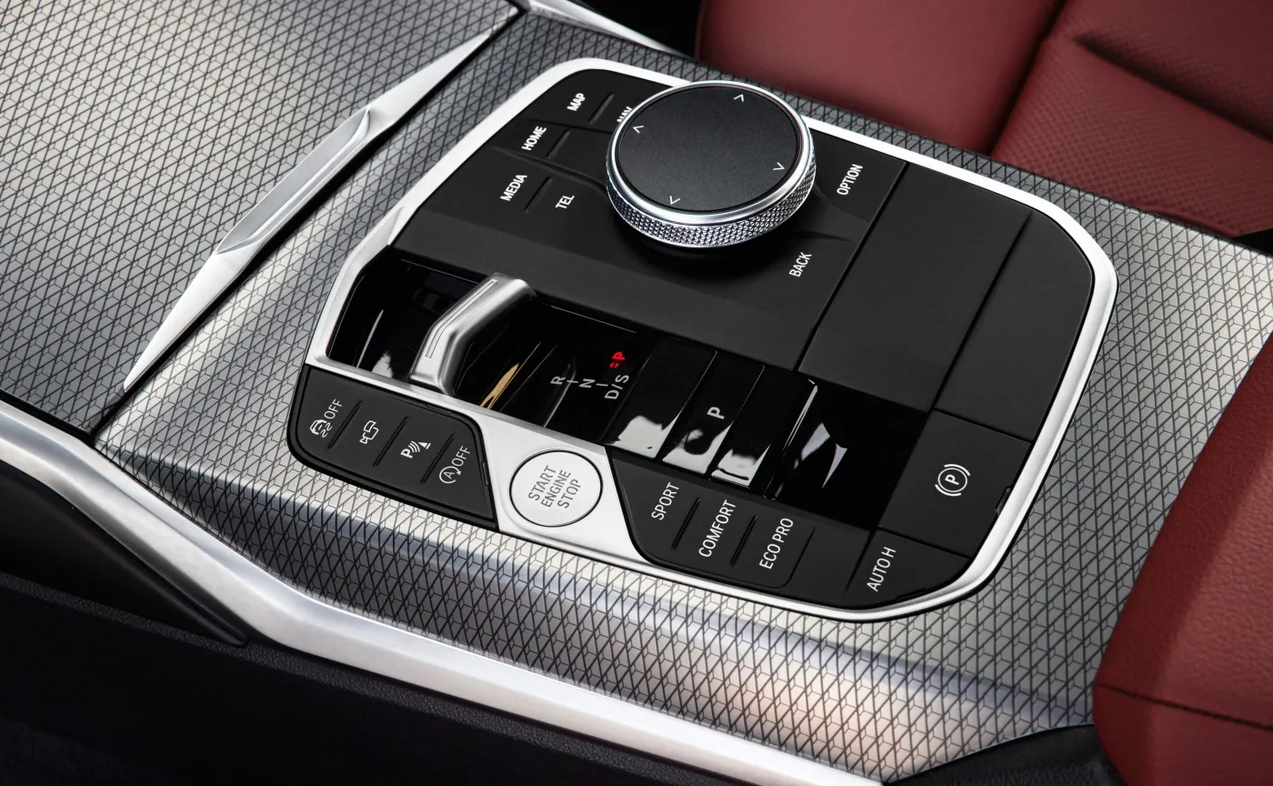 bmw-330i-xdrive-to-nowy-radiowoz-itd-37745729.jpg