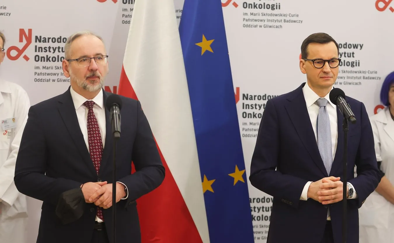 Mateusz Morawiecki, Adam Niedzielski