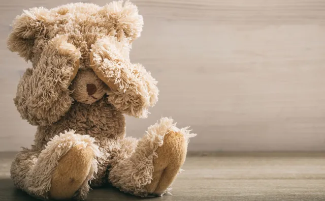 Badania to potwierdzają: Surowe rodzicielstwo "wpisuje depresję" w geny dzieci