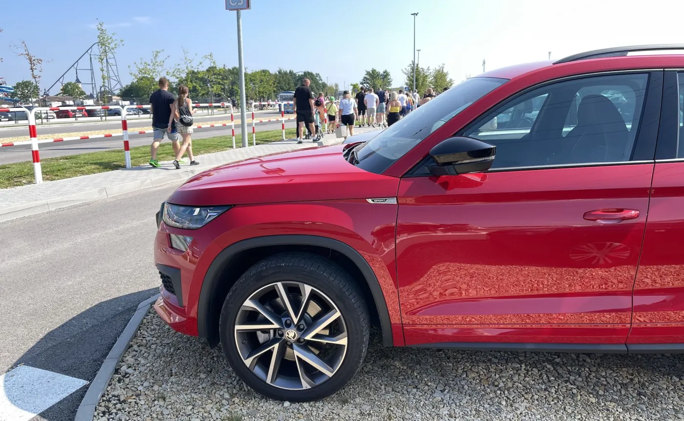 skoda-kodiaq-20-tsi-4x4-dsg-sportline-37906850.jpg