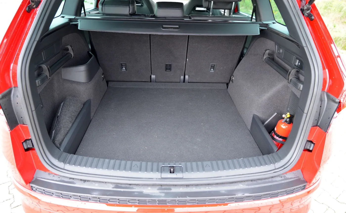 skoda-kodiaq-20-tsi-4x4-dsg-sportline-37906869.jpg