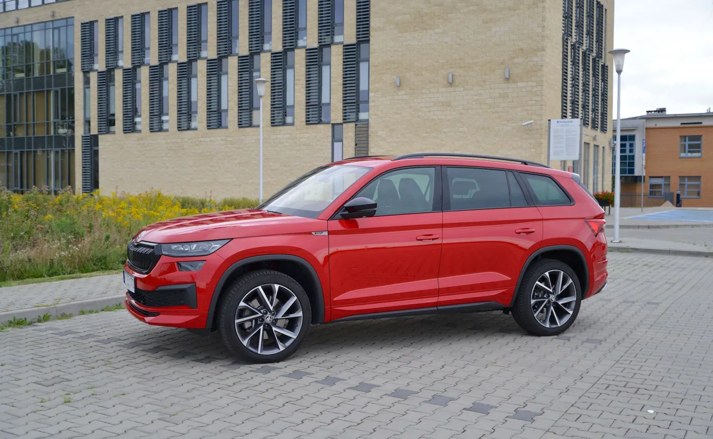 skoda-kodiaq-20-tsi-4x4-dsg-sportline-37906929.jpg
