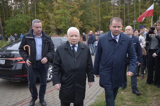 Wybory 2023. Najnowszy sondaż. Wygrywa PiS, ale może mieć problemy w Sejmie