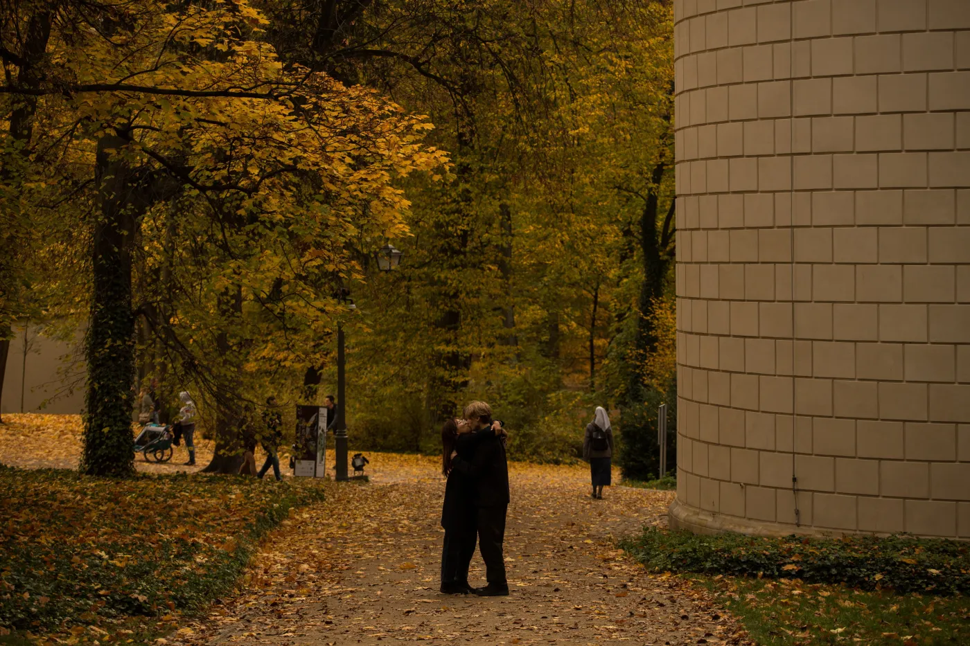Te cztery znaki zodiaku zakochają się jeszcze jesienią. Jesteś wśród nich?