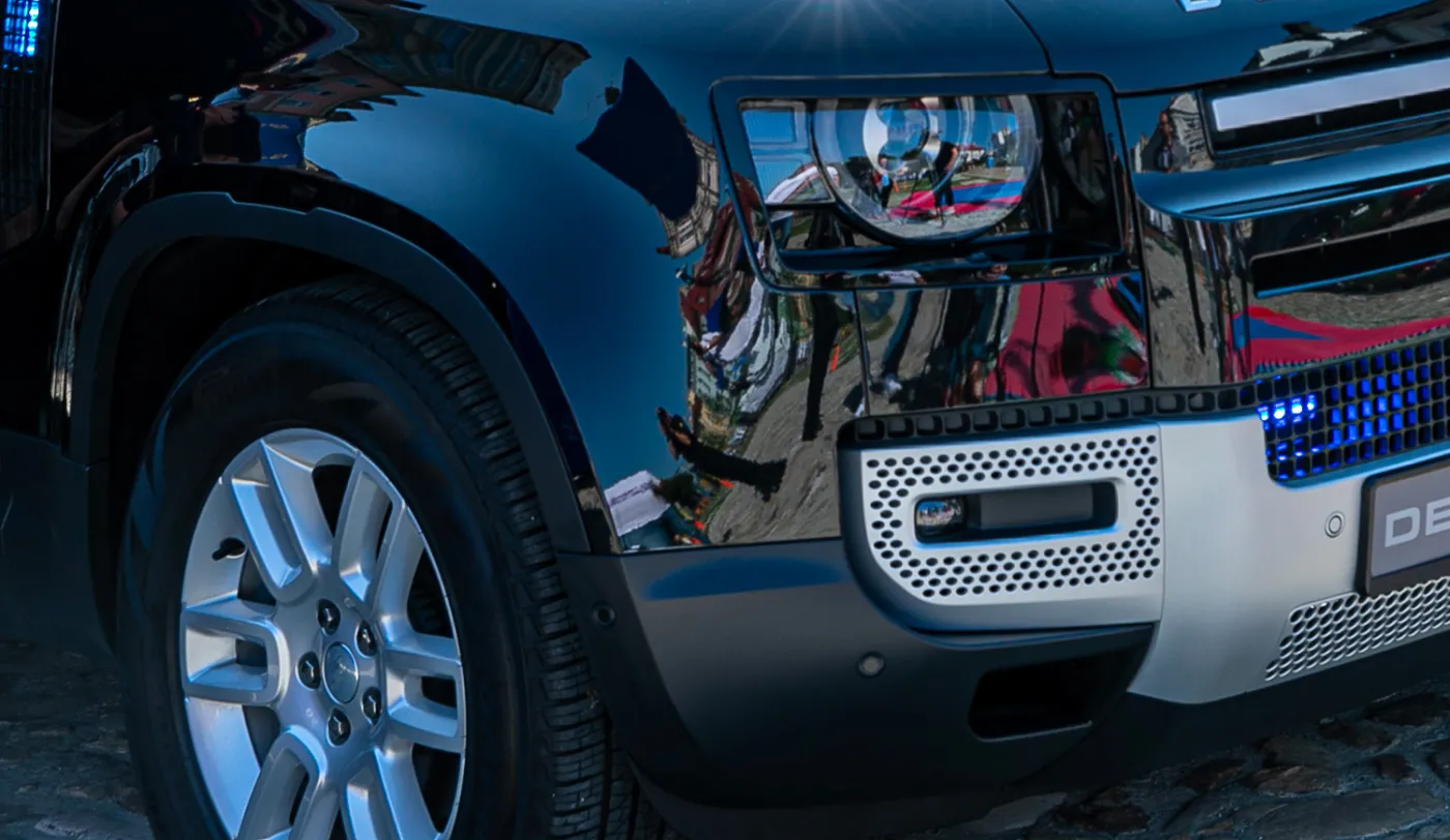 Terenówki za milion złotych. Straż Ochrony Kolei ma nowe samochody