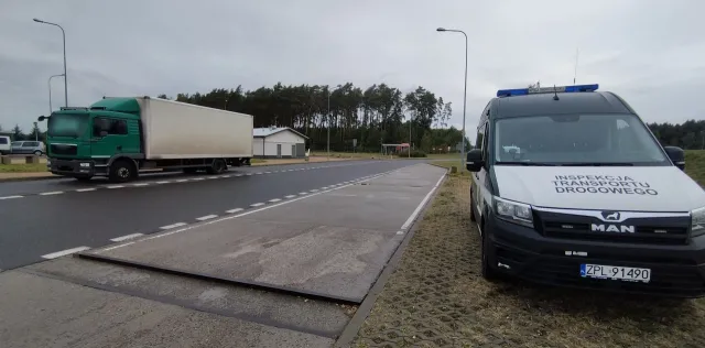 Patrol ITD upolował TIR-a z Ukrainy. Ten widok zapamiętają na długo