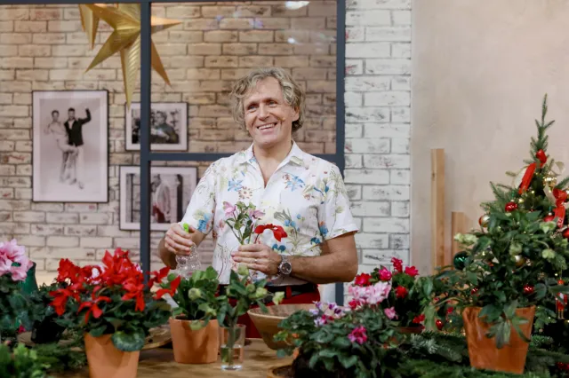 "Babcia powtarzała: Arturku, ty zawsze z wózka wyrywałeś się do roślin". Dr Zagajewski to ulubiony botanik Polaków? [ROZMOWA]