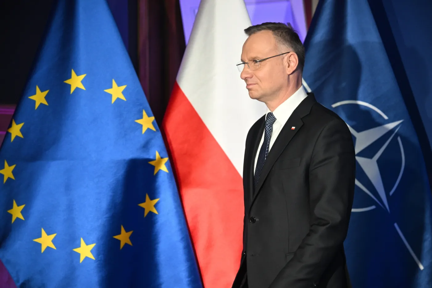 Nowa władza obcesowo podważyła kompetencje Andrzeja Dudy [OPINIA]