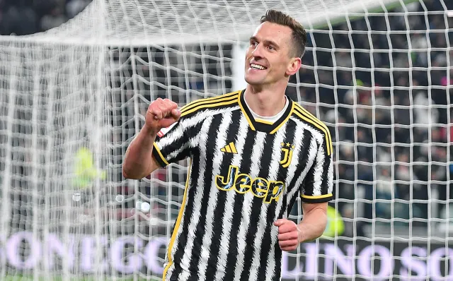 Arkadiusz Milik superstar! Hattrick Polaka w Pucharze Włoch [WIDEO]