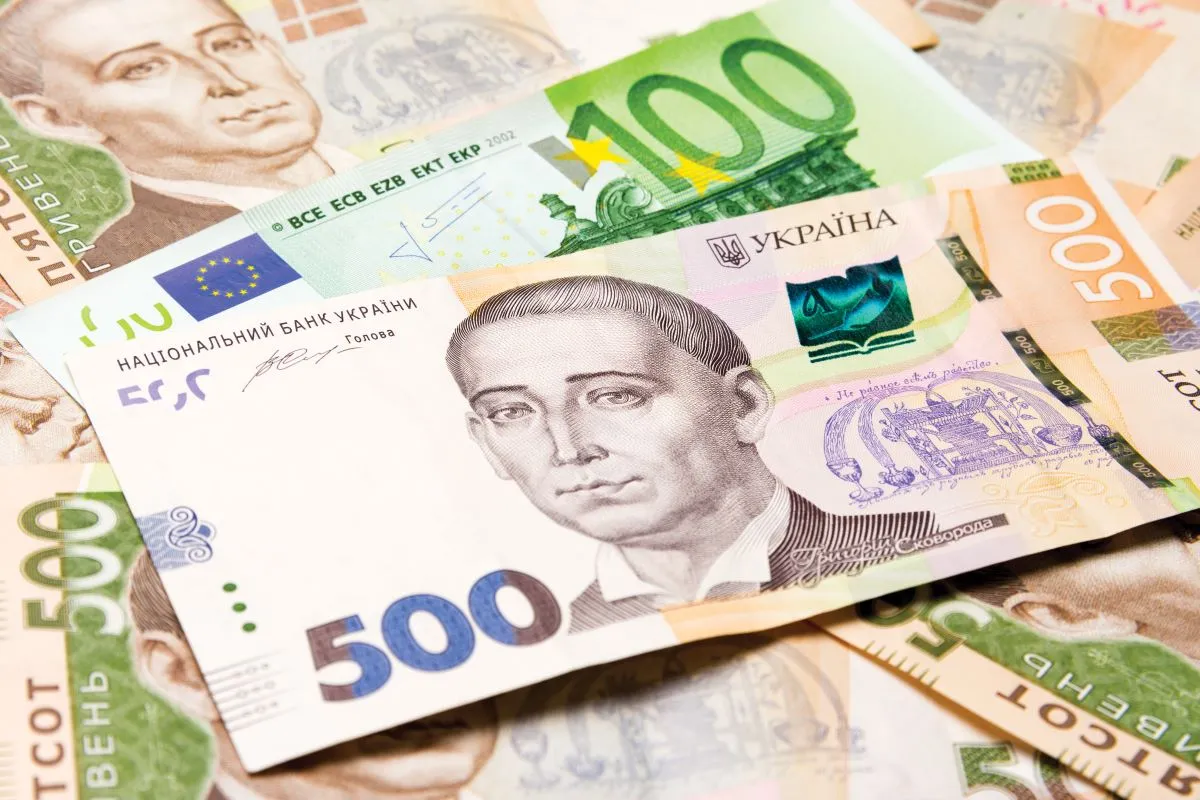 Unia zwleka w sprawie pomocy finansowej dla Ukrainy? Kraj może czekać hiperinflacja