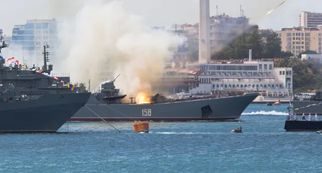 Rosjanie odwołują paradę na Krymie. "Kwestie bezpieczeństwa"